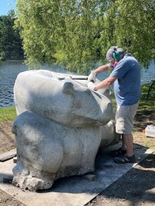The sculptor Jim Sardonis at work